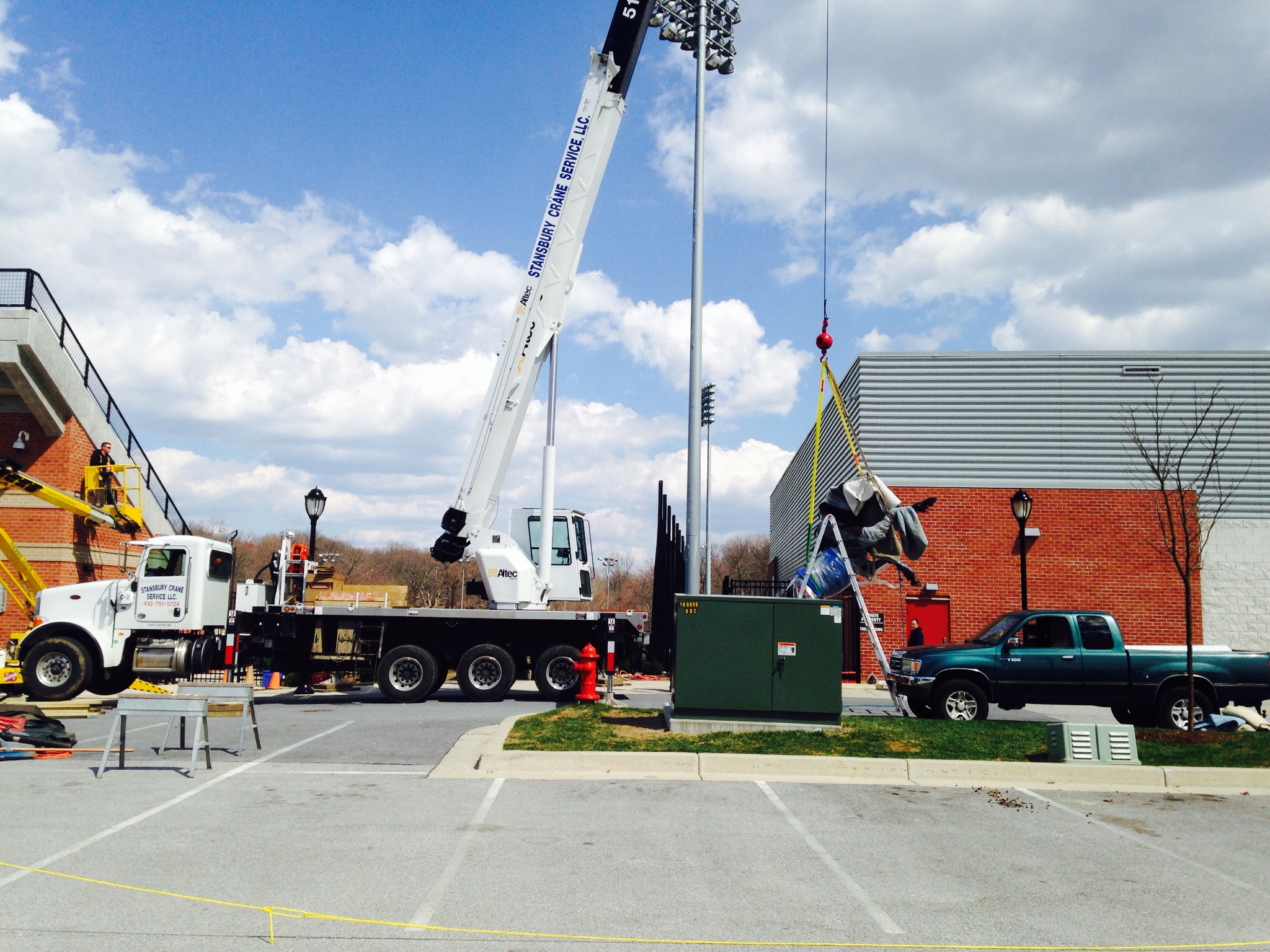 Crane Service Stansbury Tree and Crane Service